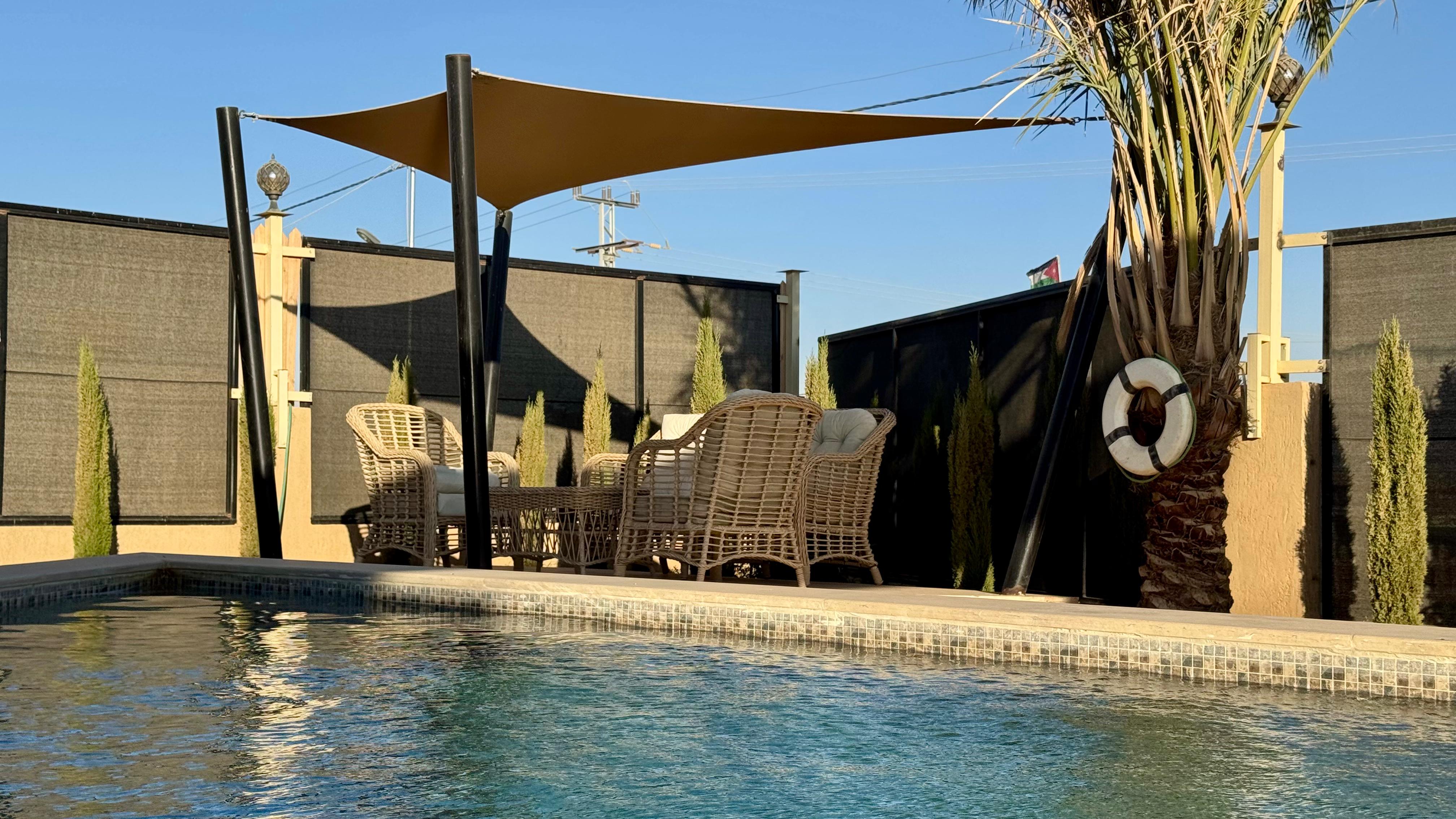 منتجعات Giving City