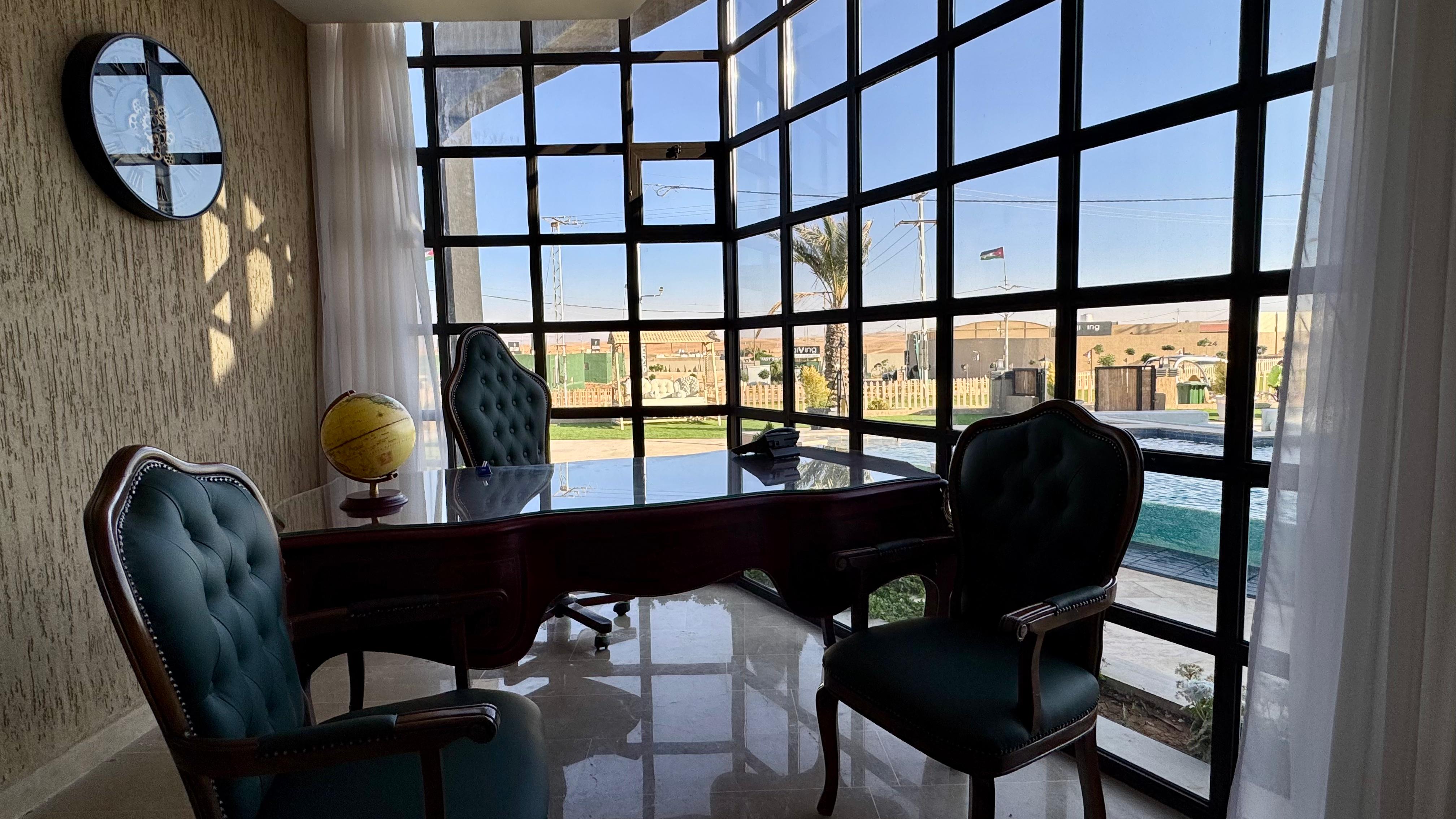 منتجعات Giving City