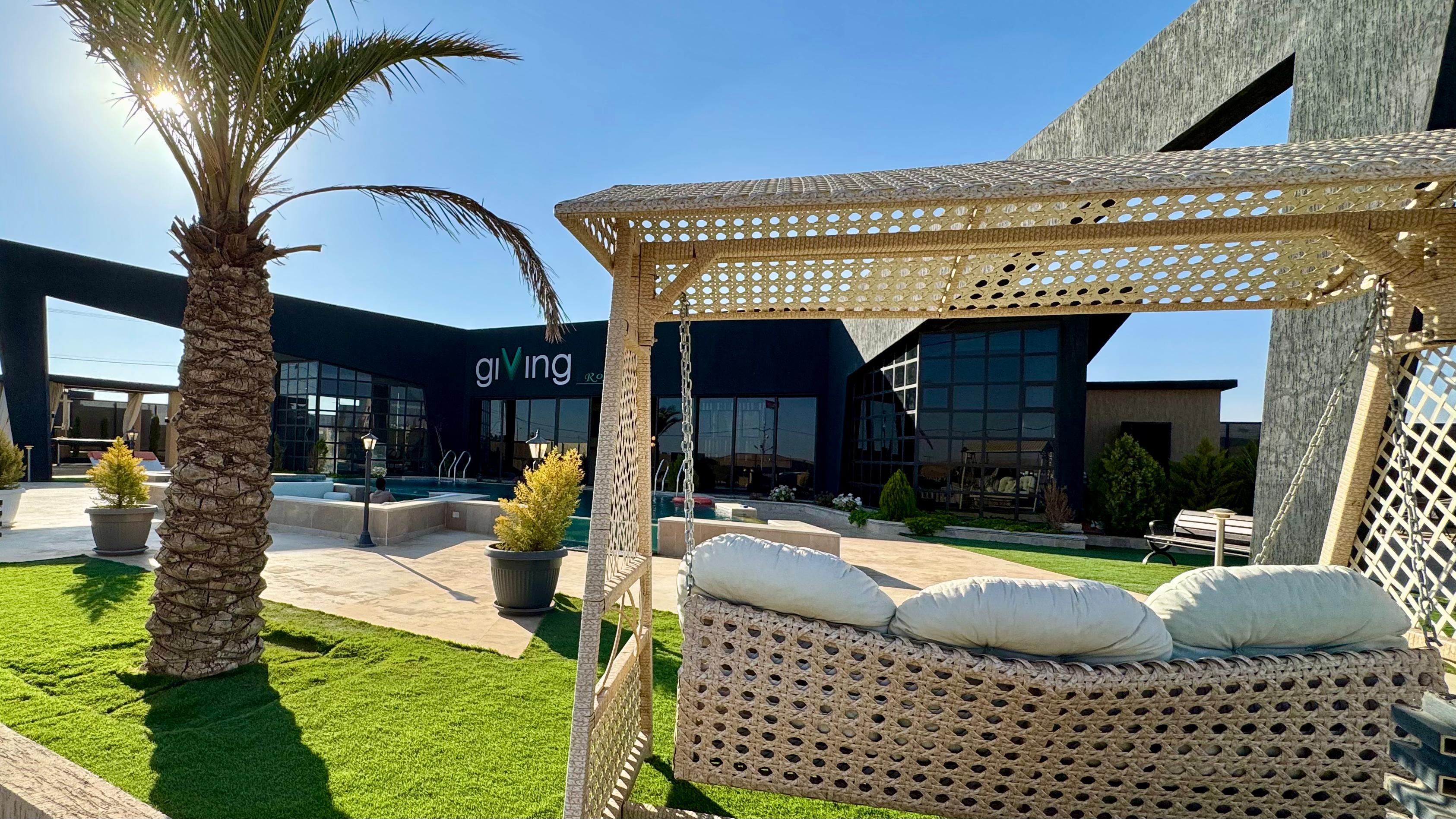 منتجعات Giving City